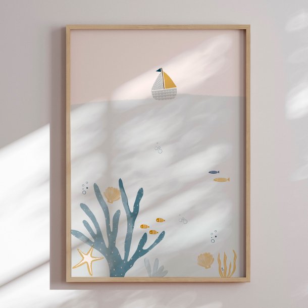 Indramning - Little Sailboat Undersea - Menina Lisboa