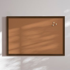 Opslagstavle med rget egetrsramme - Burn Ochre