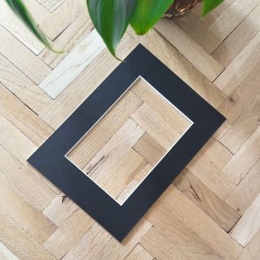 Passepartout - Black